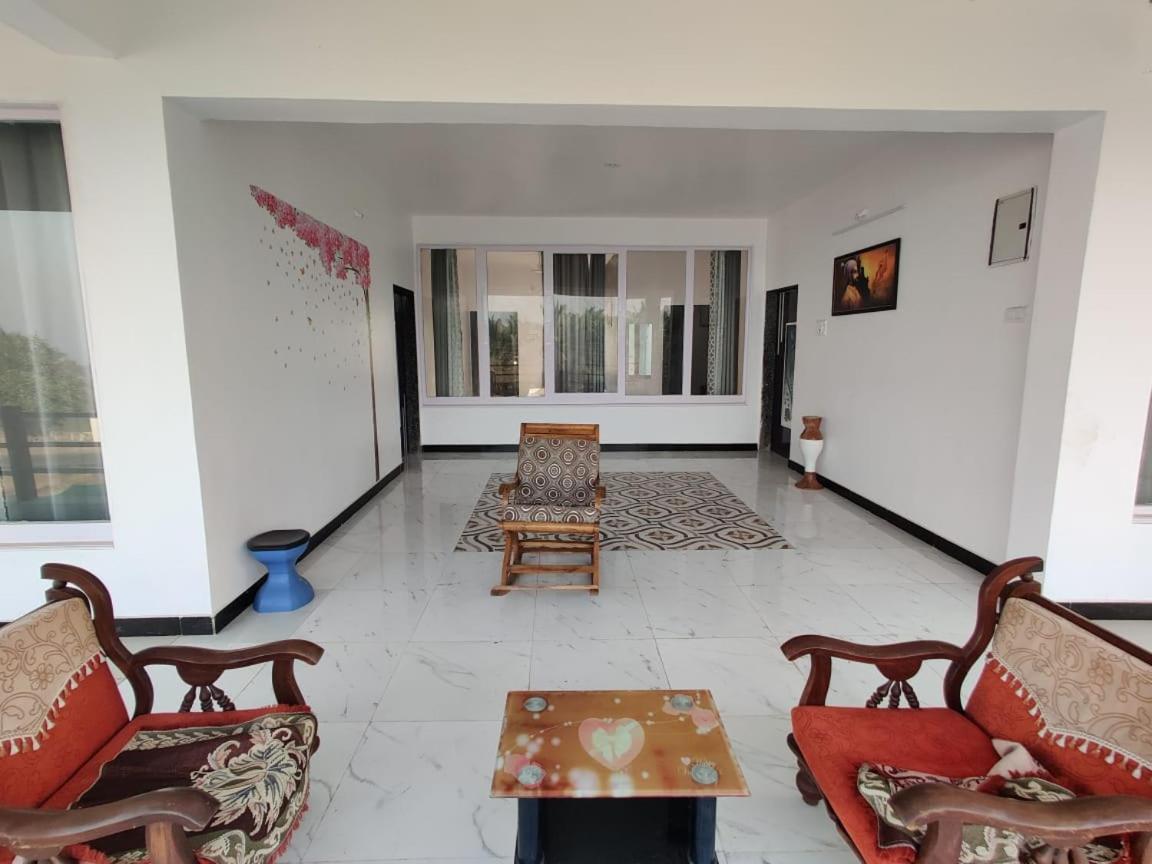Sunshine Sea View Hotel Alibag Exterior photo