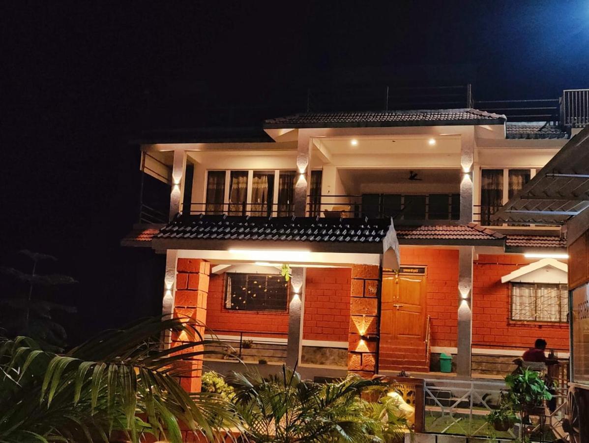 Sunshine Sea View Hotel Alibag Exterior photo
