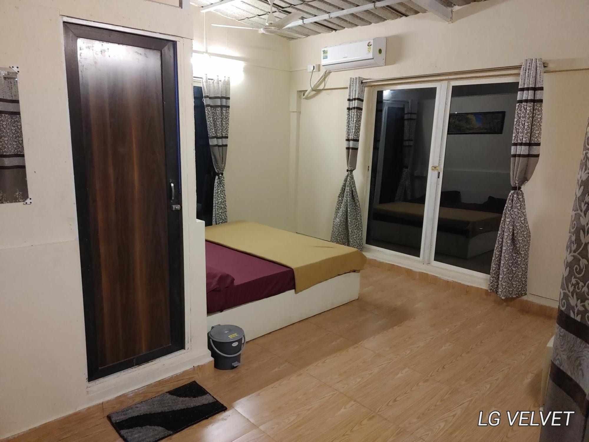Sunshine Sea View Hotel Alibag Exterior photo